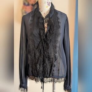Moda‎ international Sheered Top